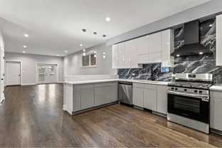 4827 S Saint Lawrence Ave #1 - Photo 1 of 1