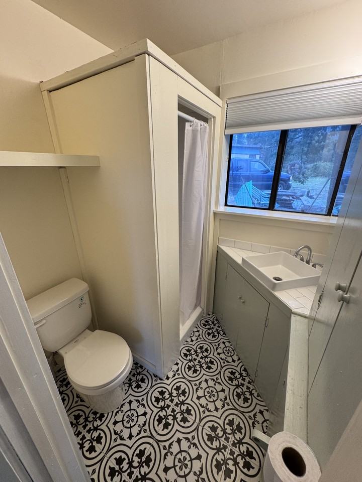 1411 Duncan Springs Rd - Photo 4 of 15