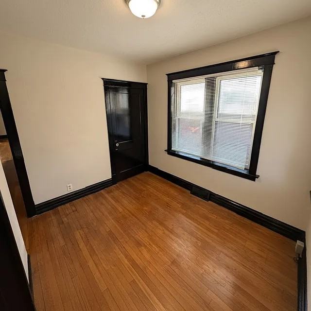 5448 Lisette Ave - Photo 2 of 16