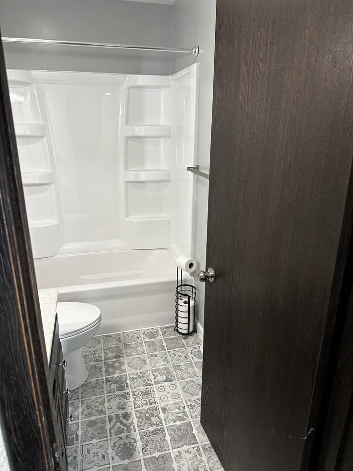 2 Brown Ct - Photo 3 of 9