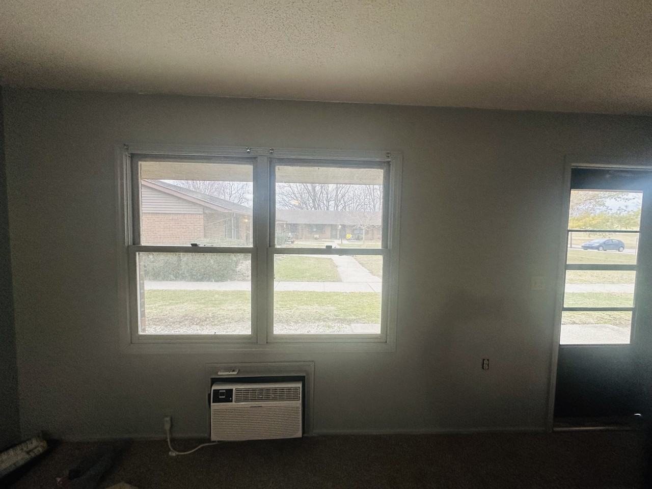 250 E Main St #11 - Photo 2 of 8