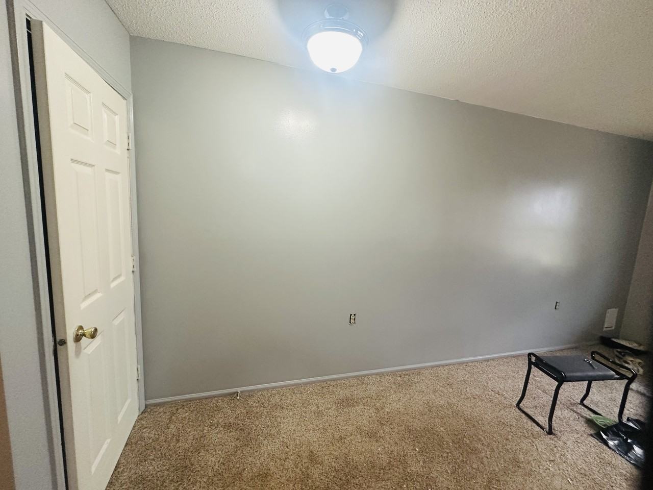 250 E Main St #11 - Photo 3 of 8