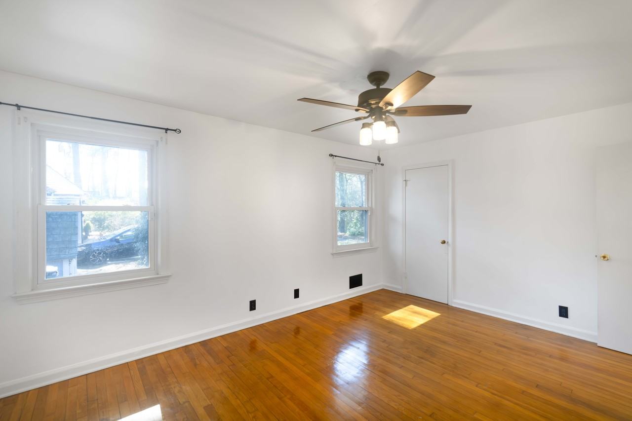 161 Blades St - Photo 7 of 18