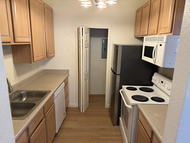 7132 S Bryant St #233 - Photo 4 of 15