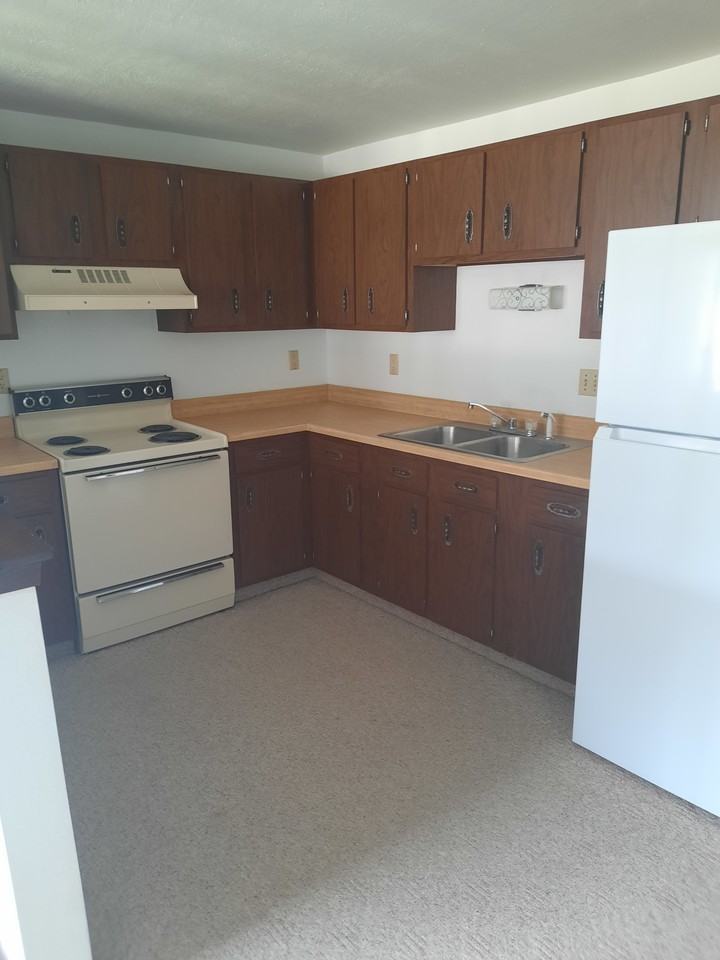 1207 Cormier Rd #1 - Photo 2 of 5