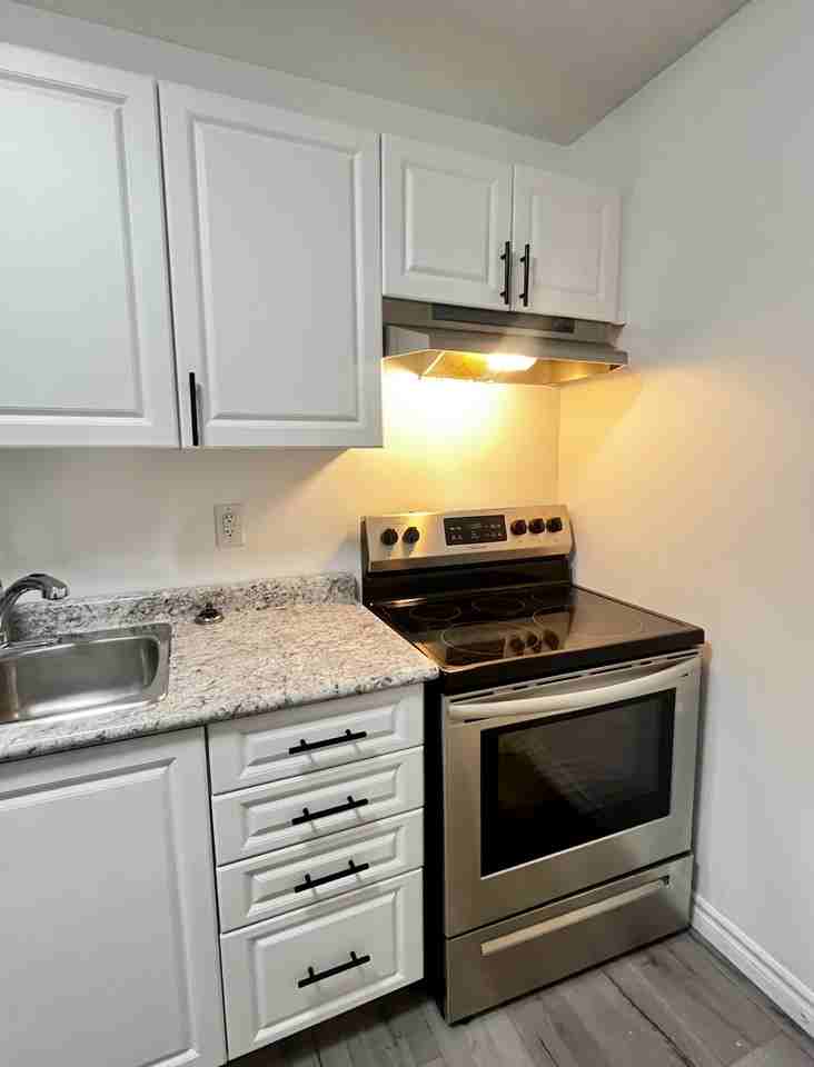 Little Ave 212 - Photo 4 of 21