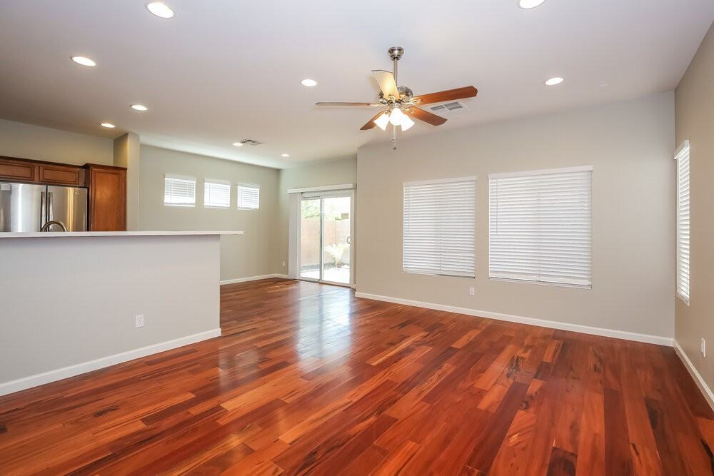 6231 Blushing Willow St - Photo 4 of 17