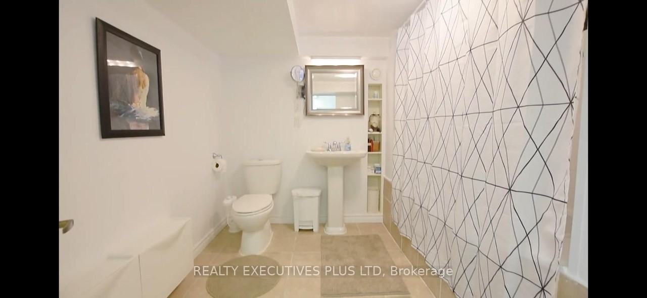 19 Brucedale Crescent - Photo 6 of 12