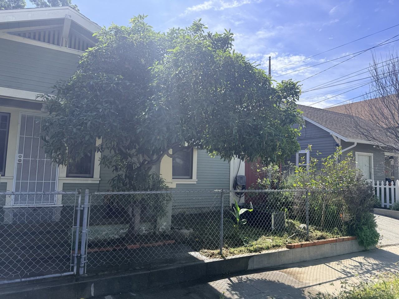 966 E Santa Paula St #NA - Photo 2 of 12