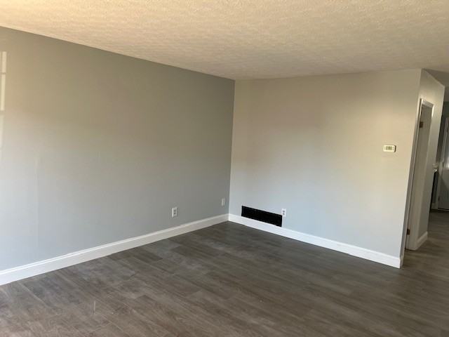 5352 Shiloh Dr #5352 - Photo 2 of 6