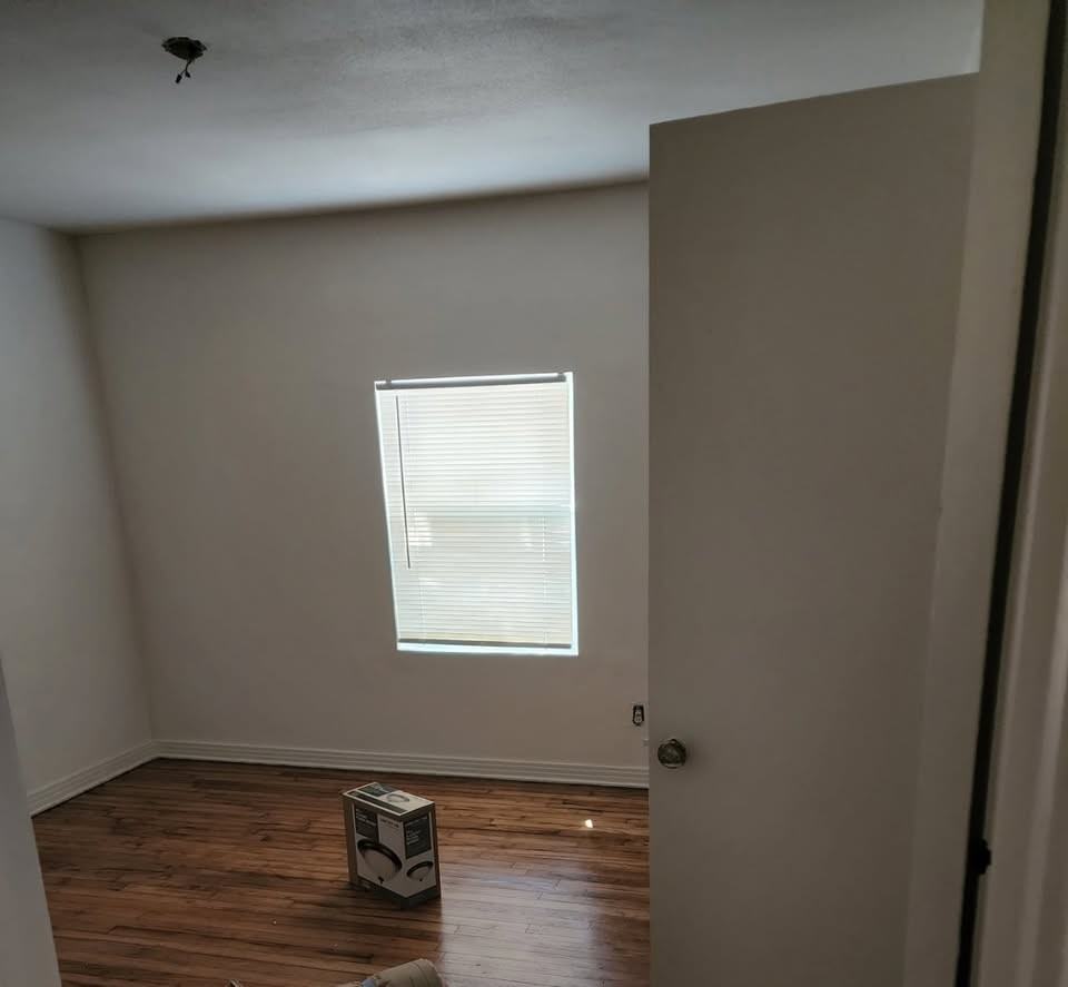 3913 Wilbarger St #NA - Photo 2 of 8