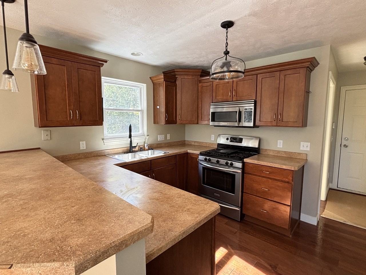 1597 Kimball Dr #NA - Photo 7 of 14