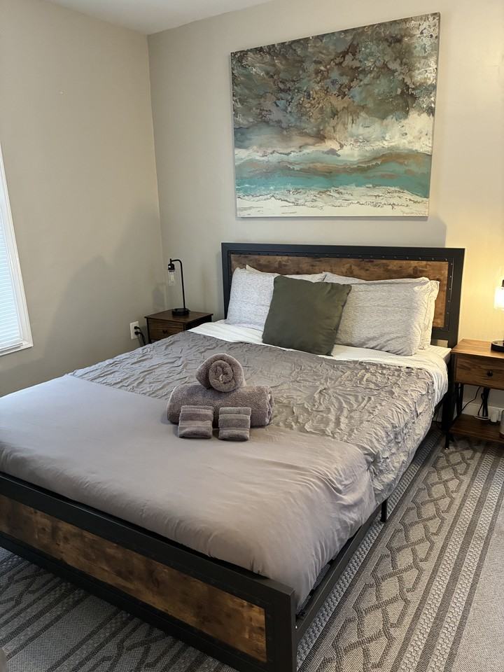 3310 Dubois Pl Se #2 - Photo 2 of 6