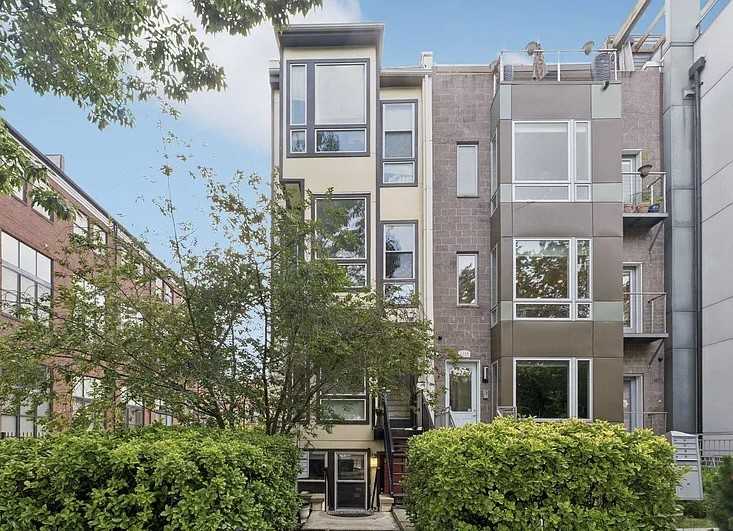 2212 11th St Nw #NA - Photo 2 of 19