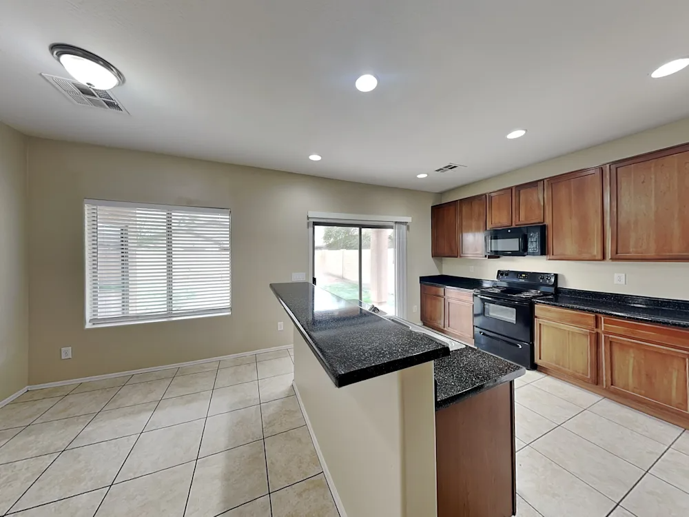 10222 W Wier Ave #NA - Photo 6 of 12