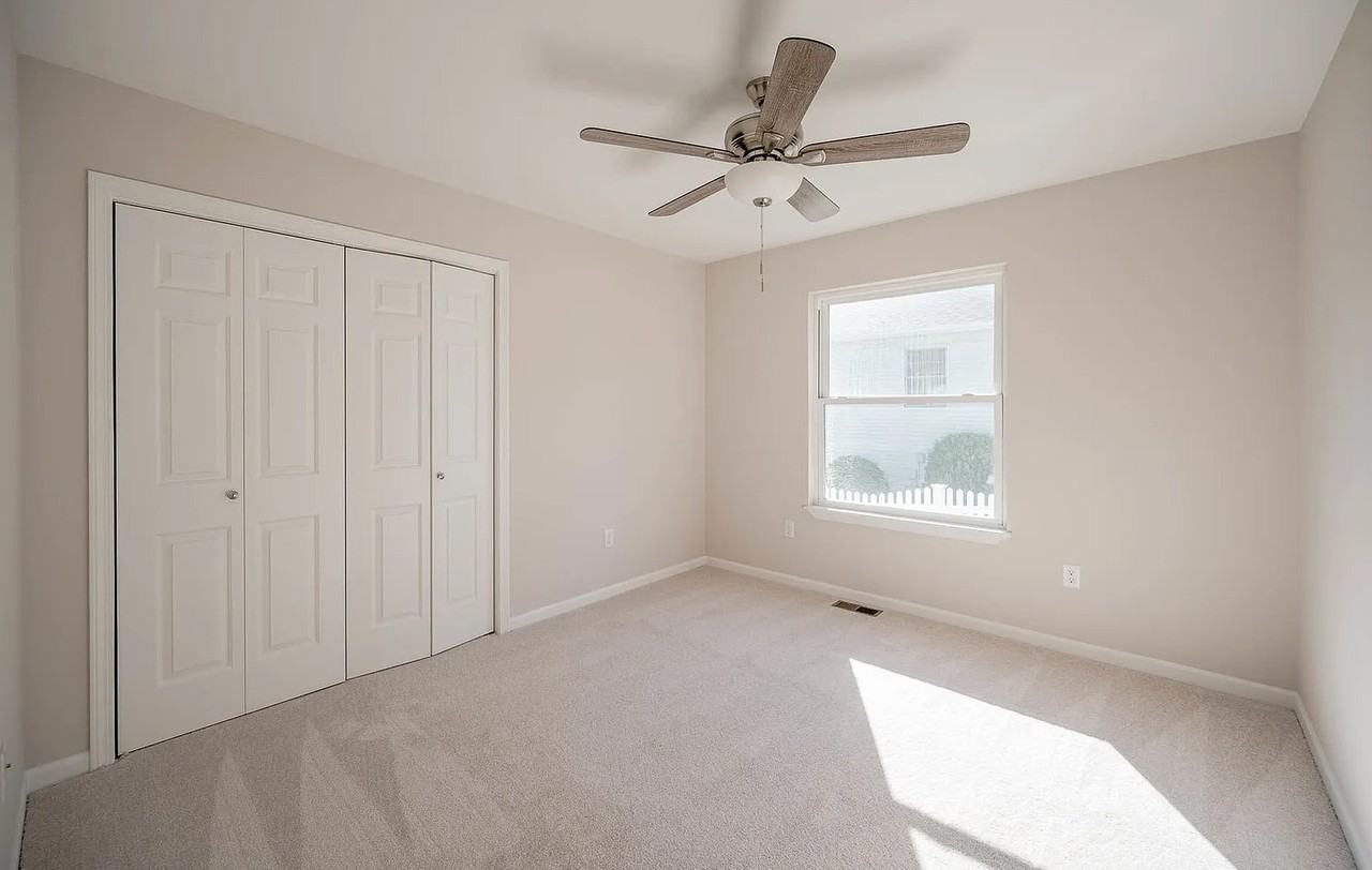 2126 Kingsmill St #NA - Photo 2 of 10