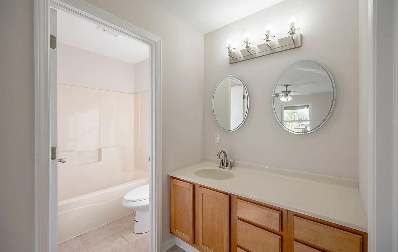 2126 Kingsmill St #NA - Photo 5 of 10