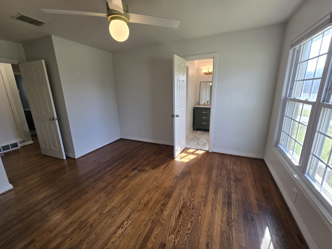 431 Mayrant Dr #NA - Photo 7 of 18