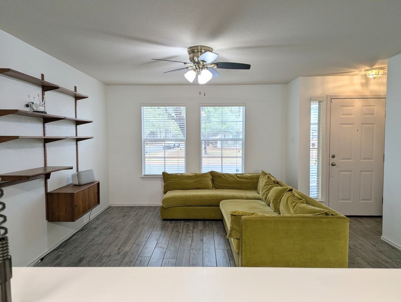 2403 Melissa Oaks Ln #NA - Photo 2 of 9