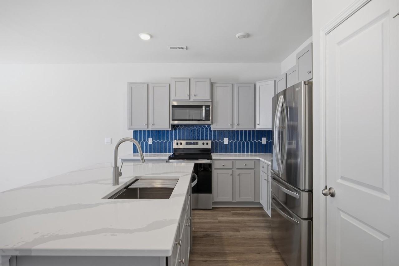 6668 Lemon Ln #6668 - Photo 3 of 20