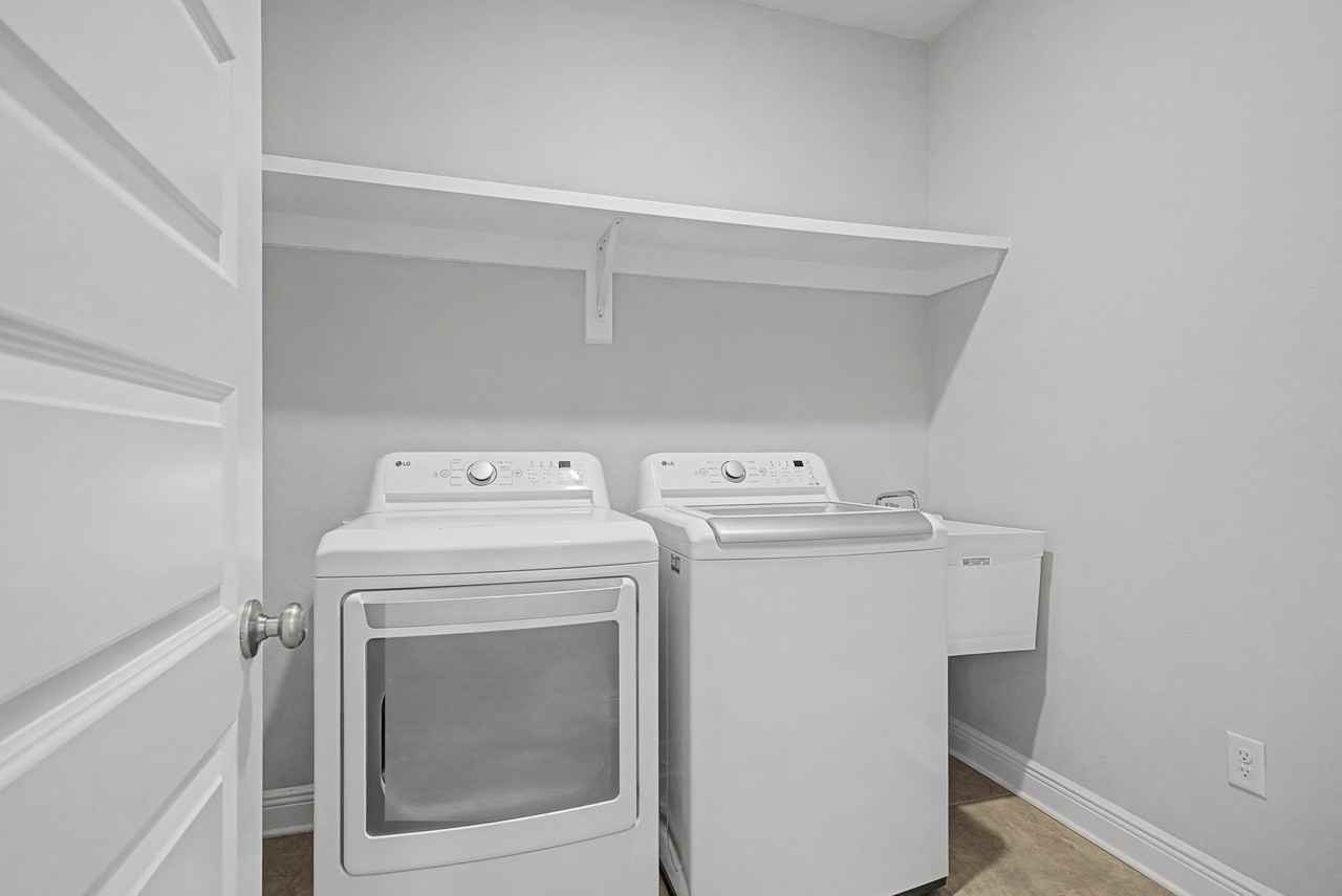 8963 Eureka St #NA - Photo 4 of 45