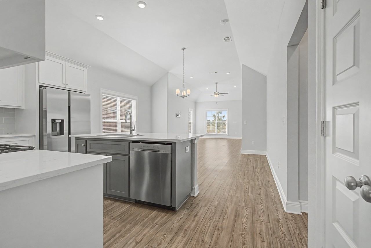 8963 Eureka St #NA - Photo 6 of 45