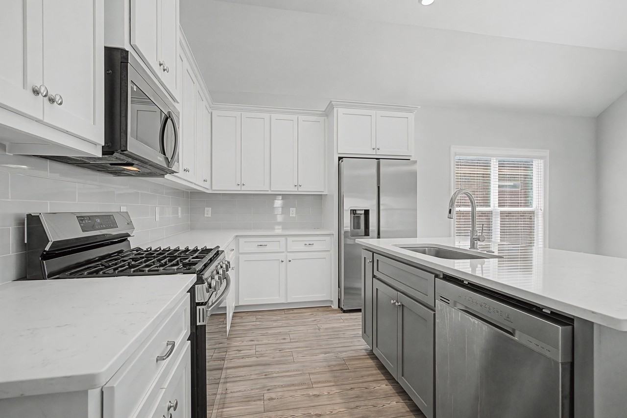 8963 Eureka St #NA - Photo 7 of 45