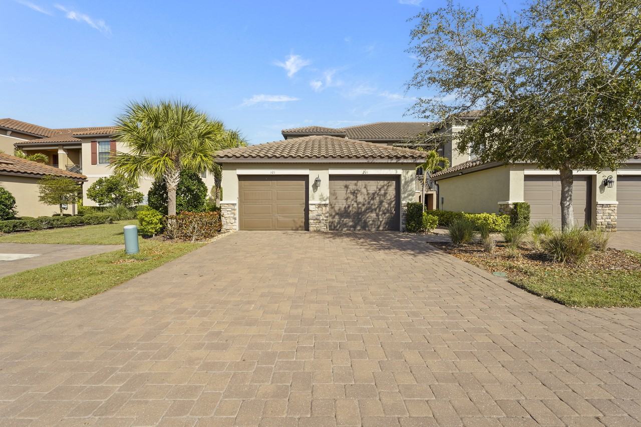 13731 Messina Loop #101 - Photo 2 of 38