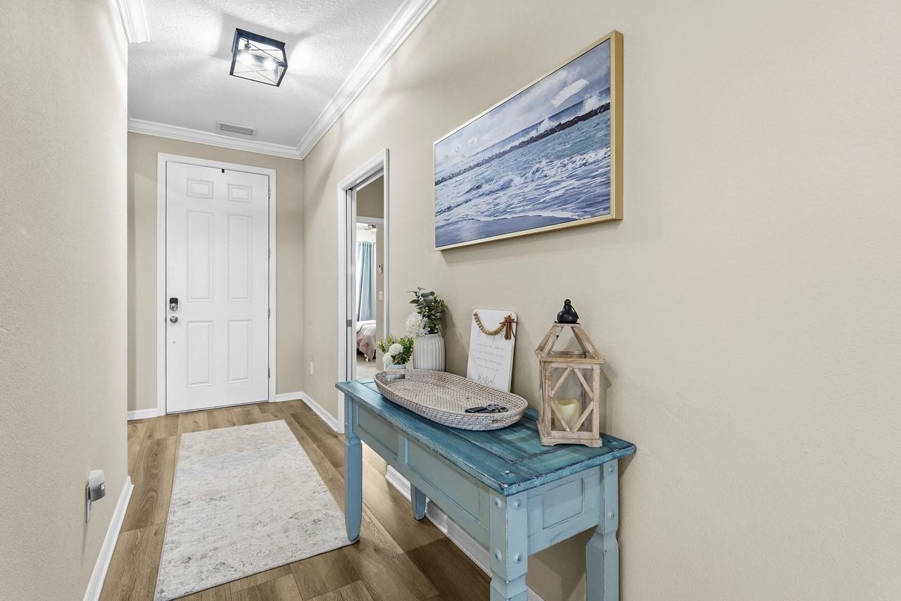 13731 Messina Loop #101 - Photo 5 of 38