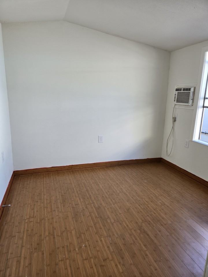 6773 69th Ave N - Photo 2 of 4