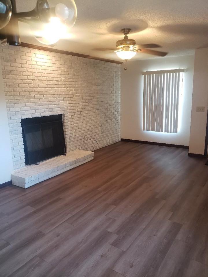 421 E Airport Blvd #A - Photo 4 of 13