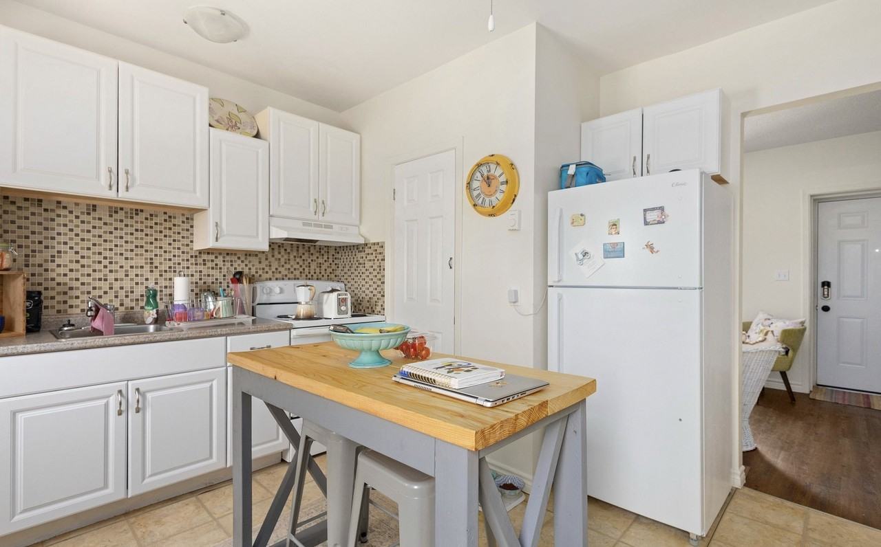 Bowery St & Mary St - Photo 4 of 12