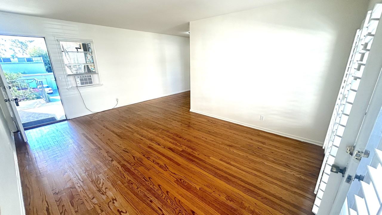 253 South Church Lane - Photo 2 of 10