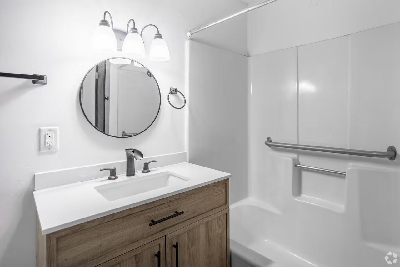 The Peaks of Greeneville - Photo 7 of 16