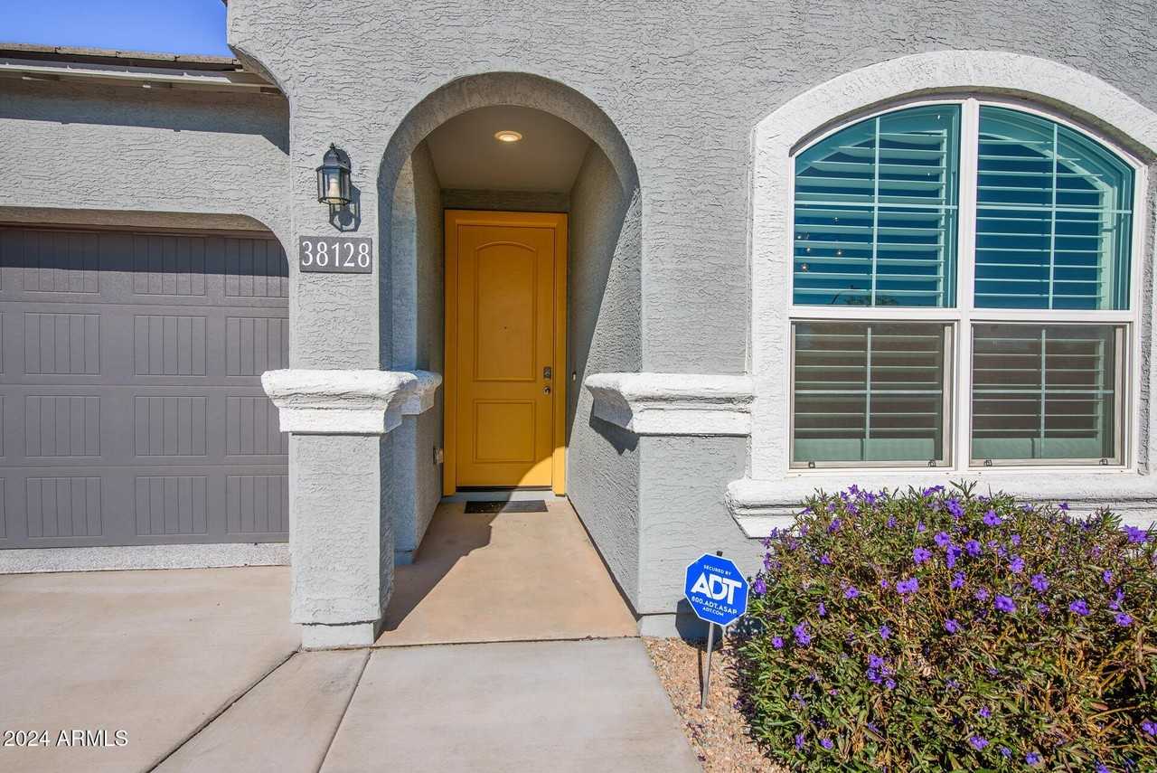 38128 W San Sisto Ave - Photo 3 of 29