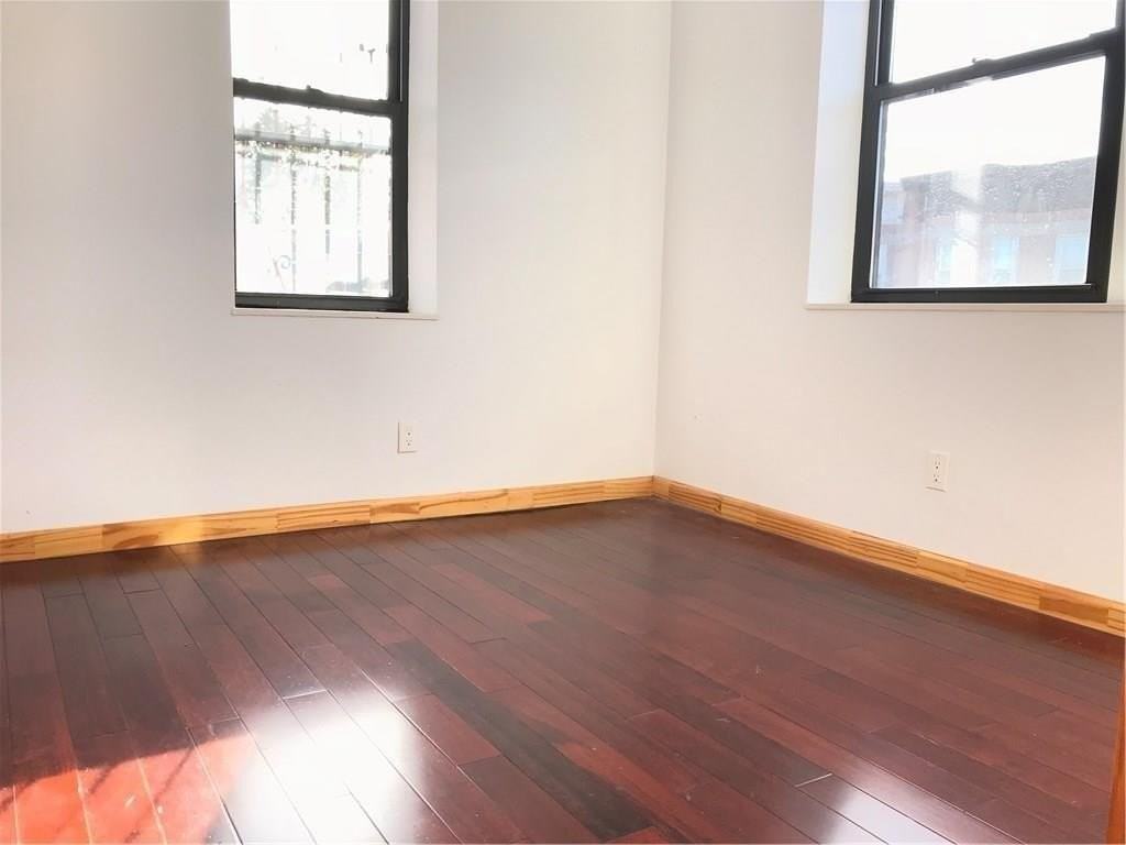 6923 18th Ave #2R - Photo 5 of 8