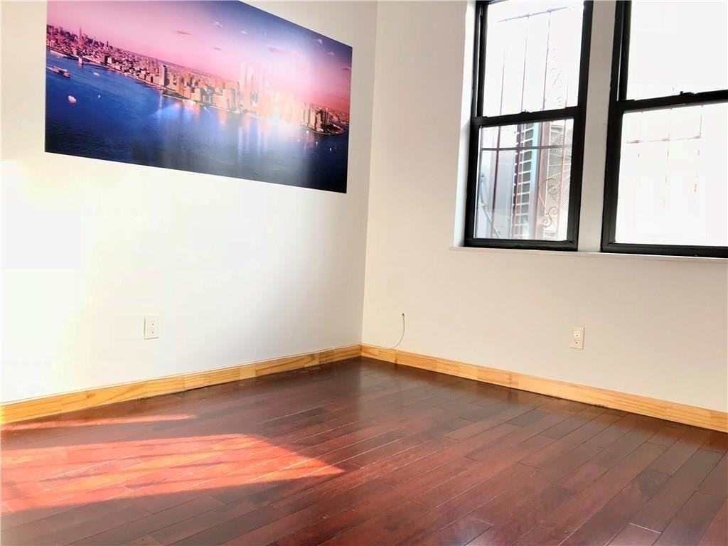 6923 18th Ave #2R - Photo 6 of 8