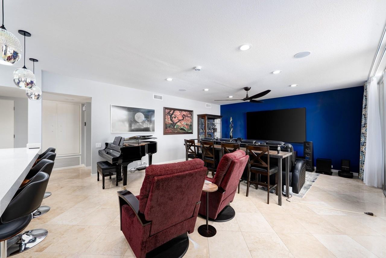 449 Desert Lakes Dr - Photo 6 of 44