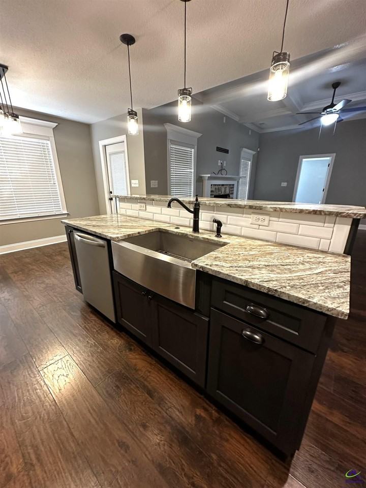 126 Locks Heath Ct - Photo 7 of 18