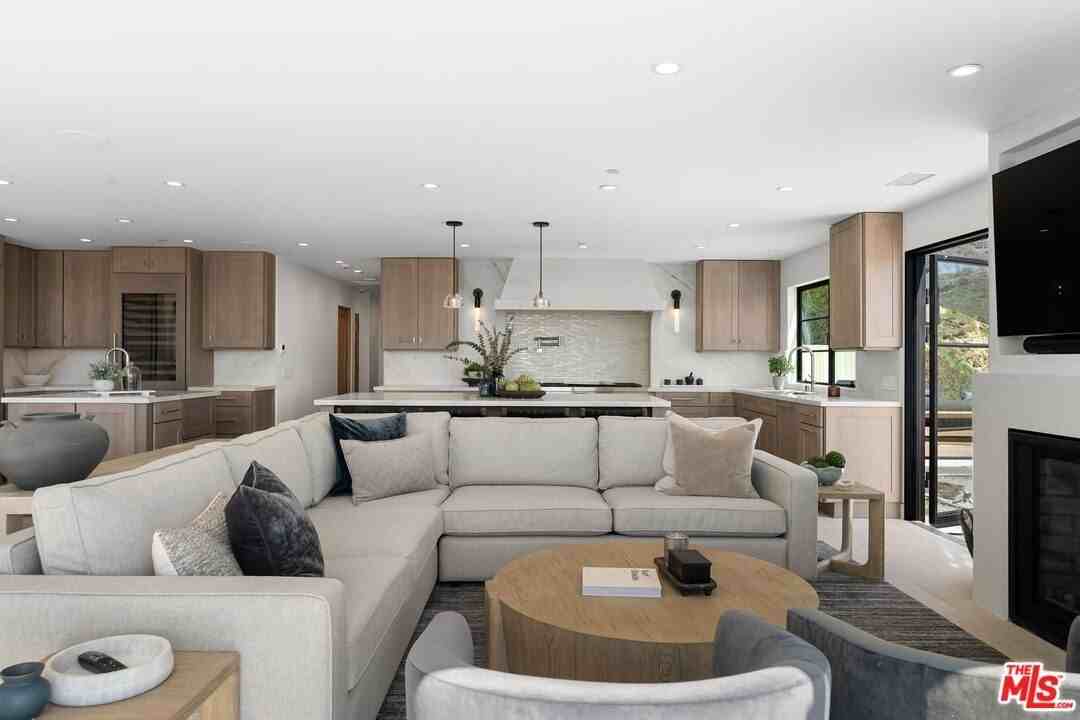 6326 Trancas Canyon Rd - Photo 4 of 50