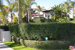 1203 S Rimpau Blvd - Photo 1 of 1