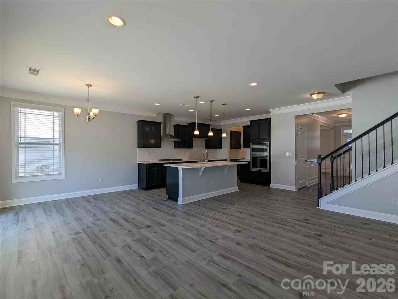 1530 Cambria Ct - Photo 6 of 32