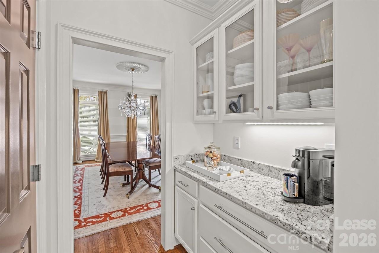 5202 Carmel Club Dr - Photo 7 of 41