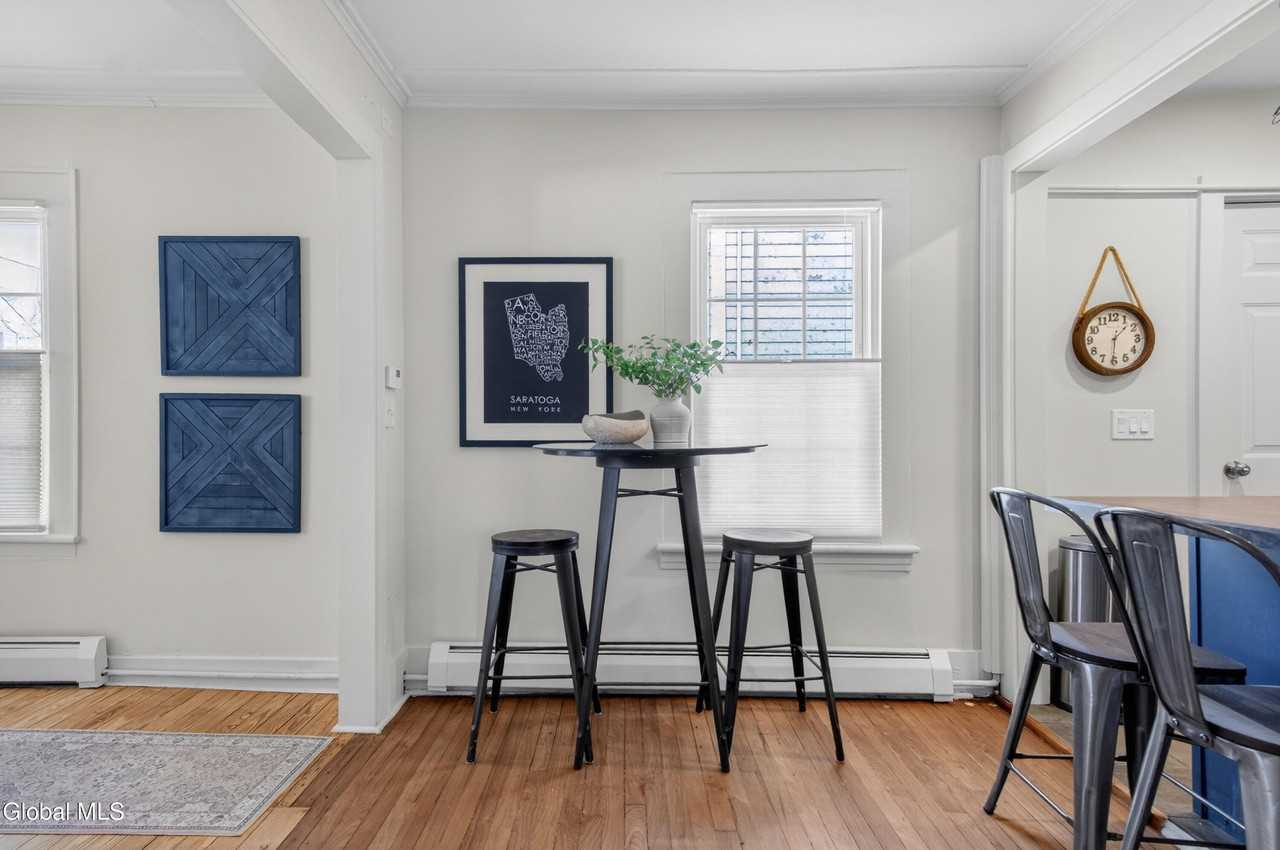 5 Van Dorn St Unit A - Photo 4 of 28