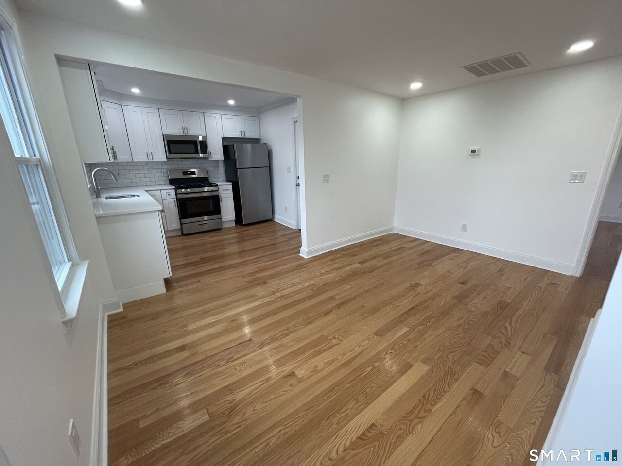 471 Marlborough Ter #2 - Photo 4 of 15