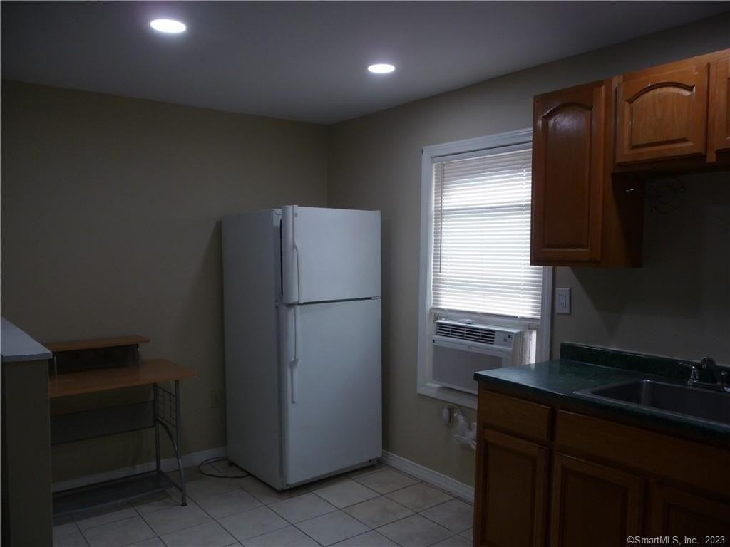 24 King St Unit 3 - Photo 3 of 17