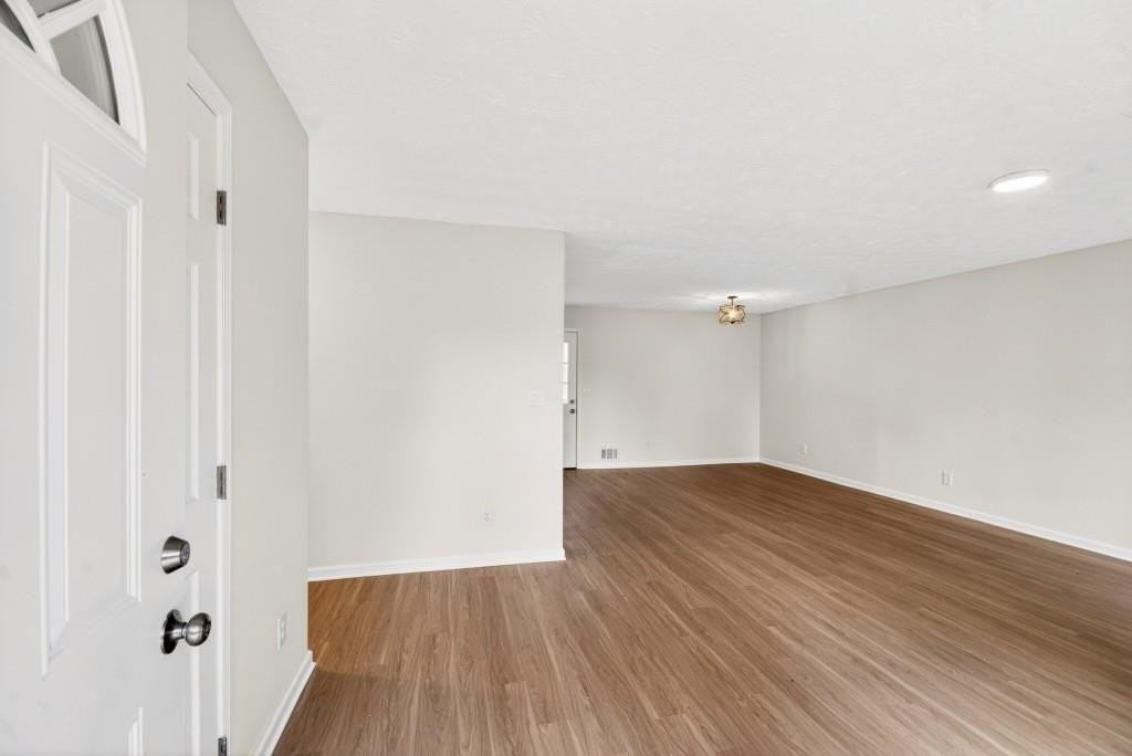 5234 Maroney Mill Rd - Photo 5 of 30