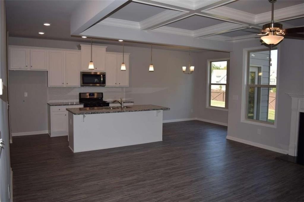 533 Brighton Park Cir - Photo 6 of 23