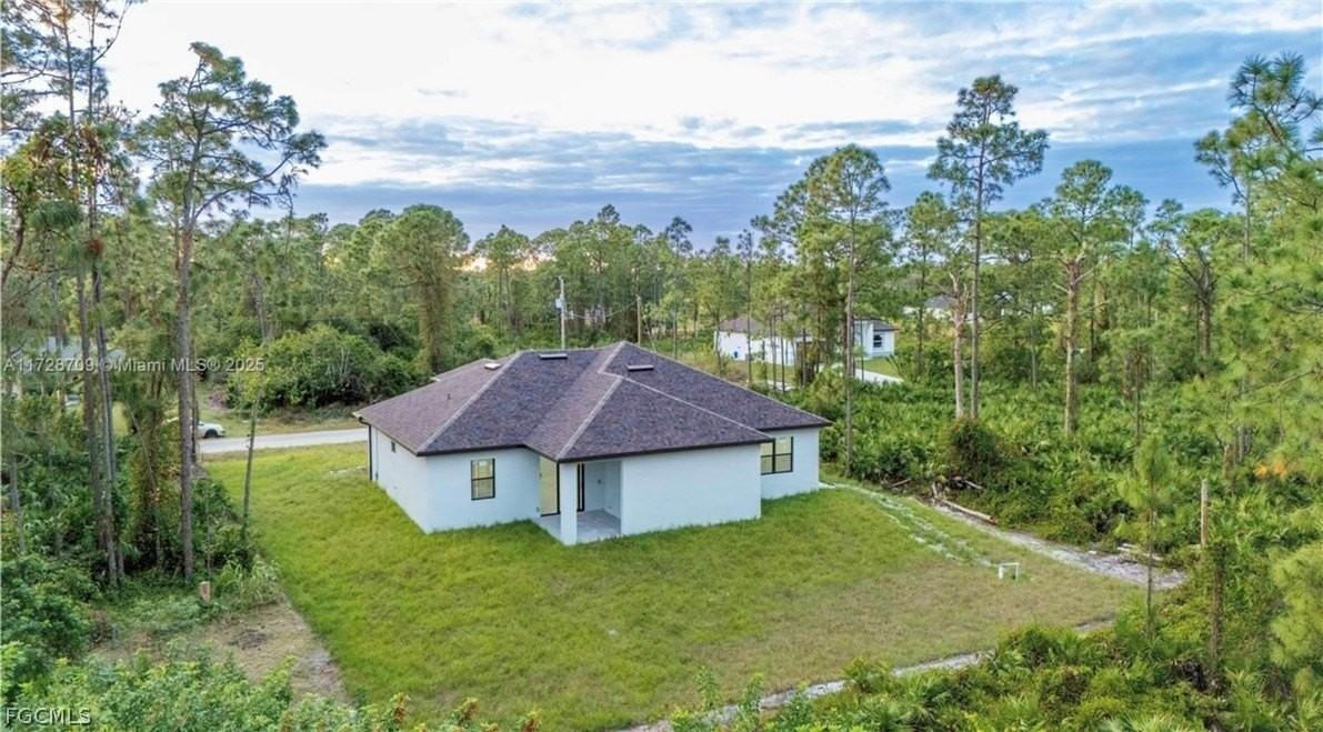 729 Giorgio Ave S - Photo 7 of 22