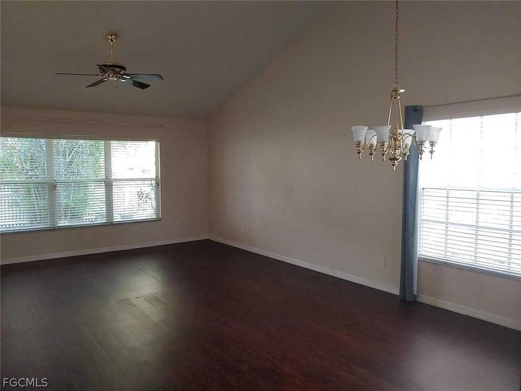 15232 Cricket Ln - Photo 3 of 7